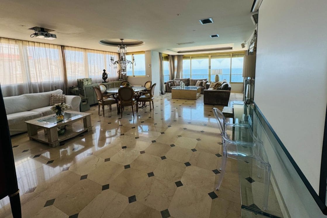 3 quarto Apartamento para venda em Benidorm com piscina garagem - 850 000 € (Ref: 9471293)