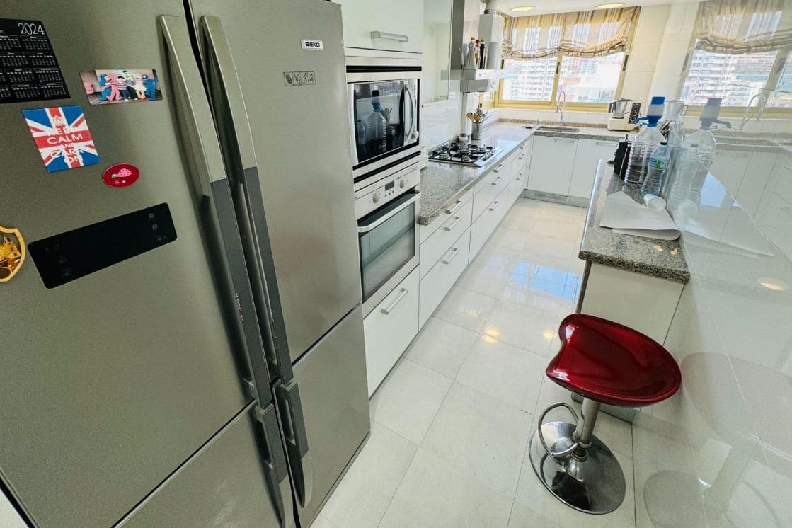 3 quarto Apartamento para venda em Benidorm com piscina garagem - 850 000 € (Ref: 9471293)