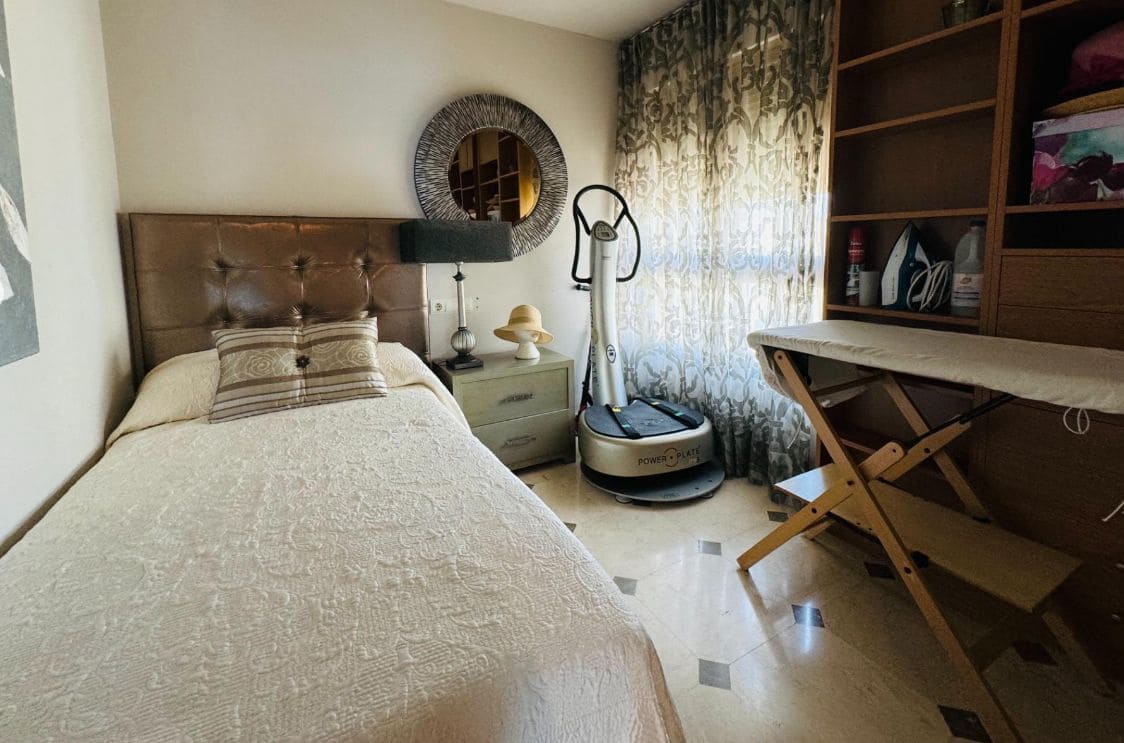 3 quarto Apartamento para venda em Benidorm com piscina garagem - 850 000 € (Ref: 9471293)