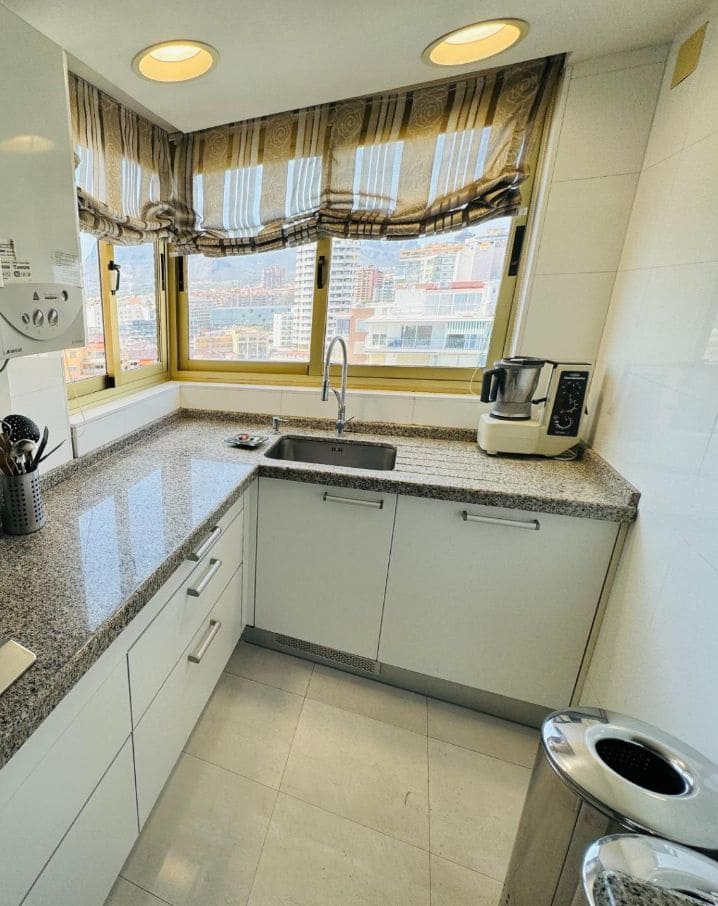 3 quarto Apartamento para venda em Benidorm com piscina garagem - 850 000 € (Ref: 9471293)