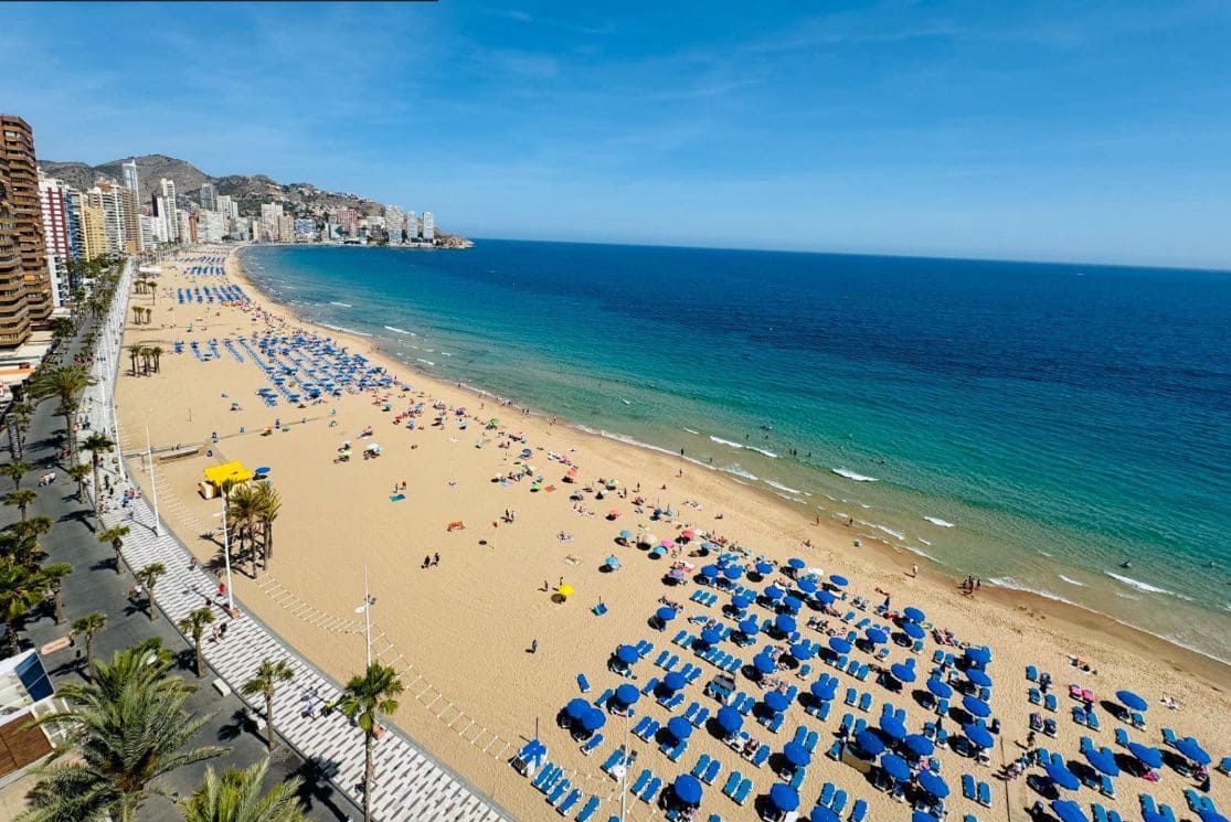 3 quarto Apartamento para venda em Benidorm com piscina garagem - 850 000 € (Ref: 9471293)