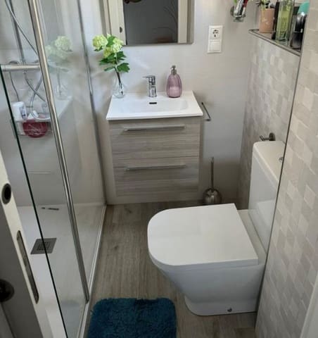 2 bedroom Apartment for sale in Levante, Benidorm with pool garage - € 371,000 (Ref: 9471597)