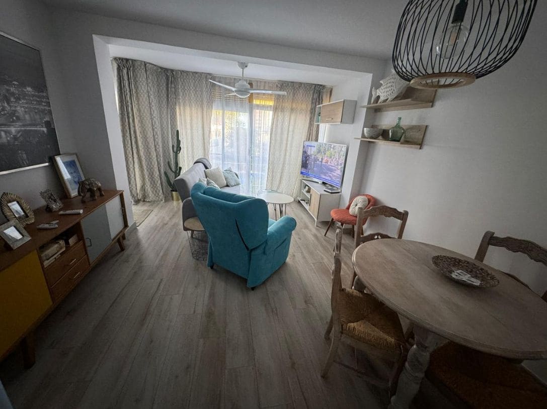 2 bedroom Apartment for sale in Benidorm with pool garage - € 371,000 (Ref: 9471597)