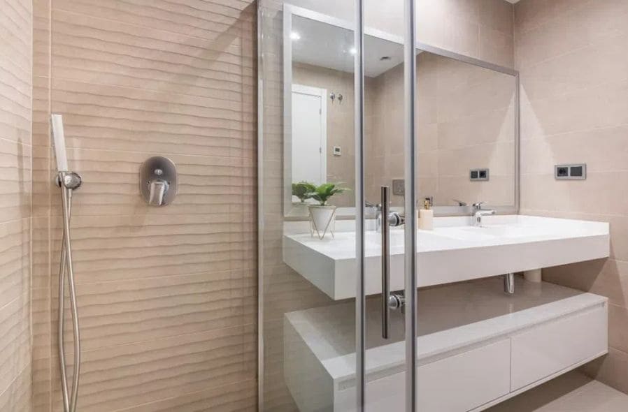 2 sypialnia Apartament na sprzedaż w Benidorm z basenem garażem - 600 000 € (Ref: 9487249)