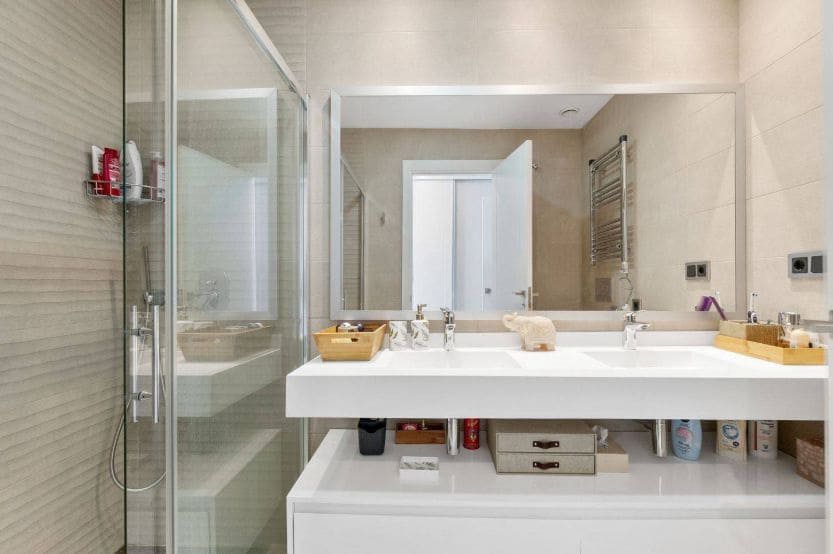 2 sypialnia Apartament na sprzedaż w Benidorm z basenem garażem - 600 000 € (Ref: 9487250)