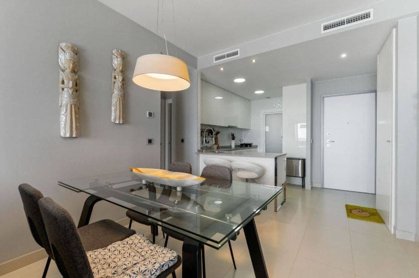 2 sypialnia Apartament na sprzedaż w Benidorm z basenem garażem - 600 000 € (Ref: 9487250)