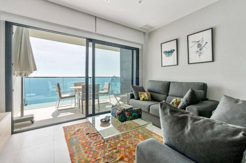 2 sypialnia Apartament na sprzedaż w Benidorm z basenem garażem - 600 000 € (Ref: 9487250)