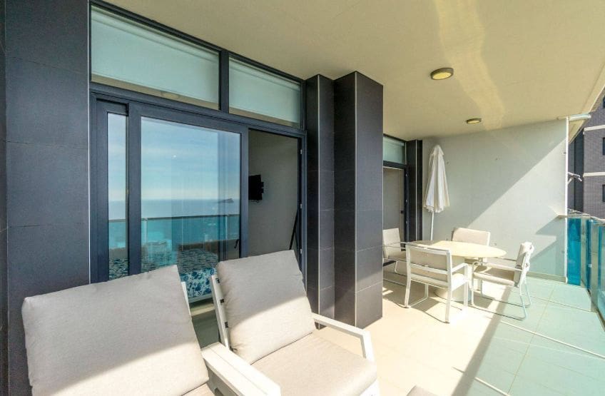 2 sypialnia Apartament na sprzedaż w Benidorm z basenem garażem - 600 000 € (Ref: 9487250)