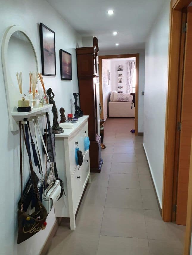 2 bedroom Apartment for sale in Benidorm with garage - € 265,000 (Ref: 9487251)