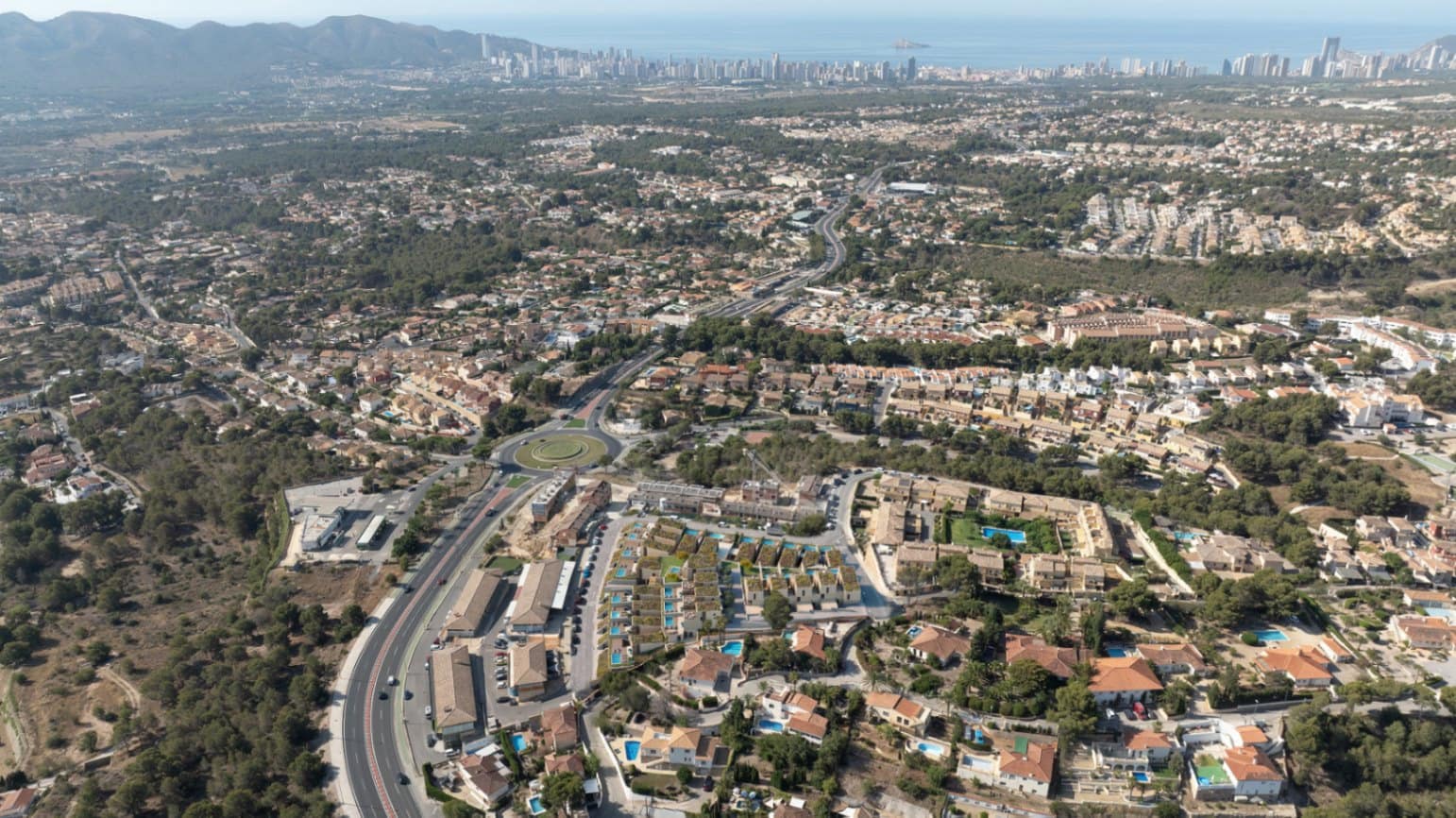 3 bedroom Villa for sale in La Nucia with pool garage - € 661,250 (Ref: 9487293)