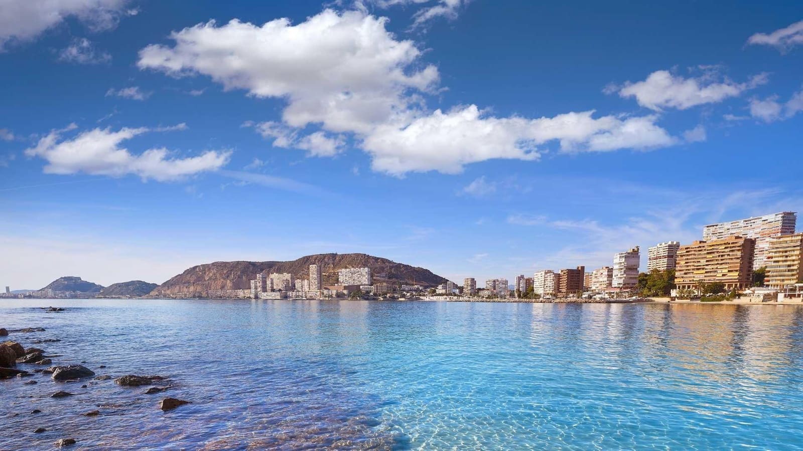 Adosado de 3 habitaciones en Els Poblets en venta - 415.000 € (Ref: 9487760)