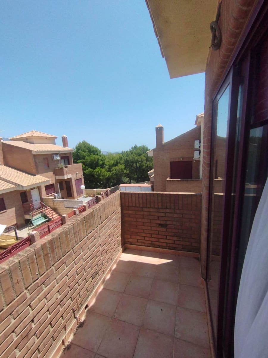 4 bedroom Bungalow for sale in La Nucia with pool garage - € 310,000 (Ref: 9489995)