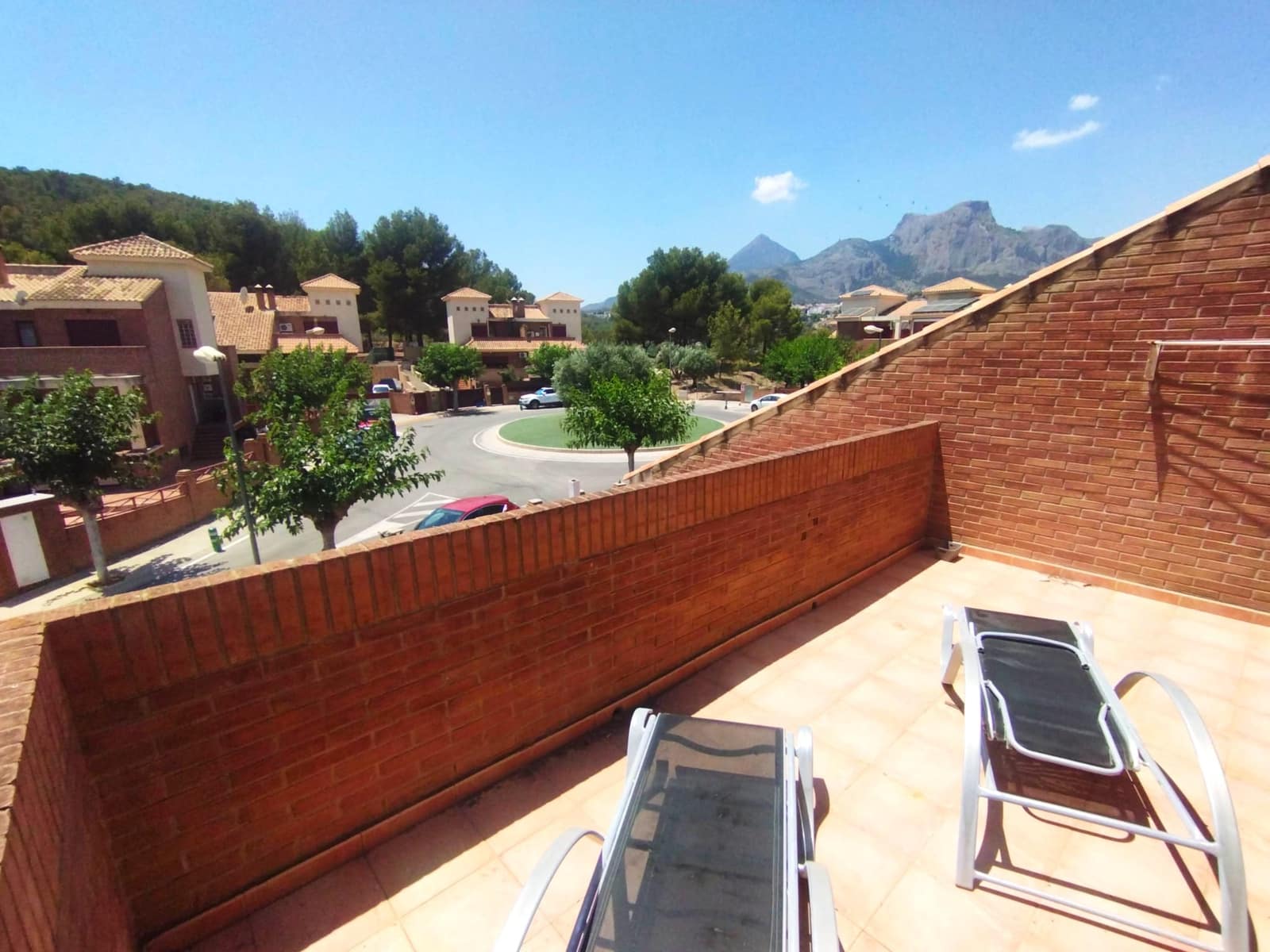 4 bedroom Bungalow for sale in La Nucia with pool garage - € 310,000 (Ref: 9489995)
