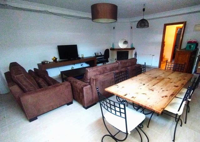 4 sypialnia Bungalow na sprzedaż w La Nucia z basenem garażem - 310 000 € (Ref: 9489995)