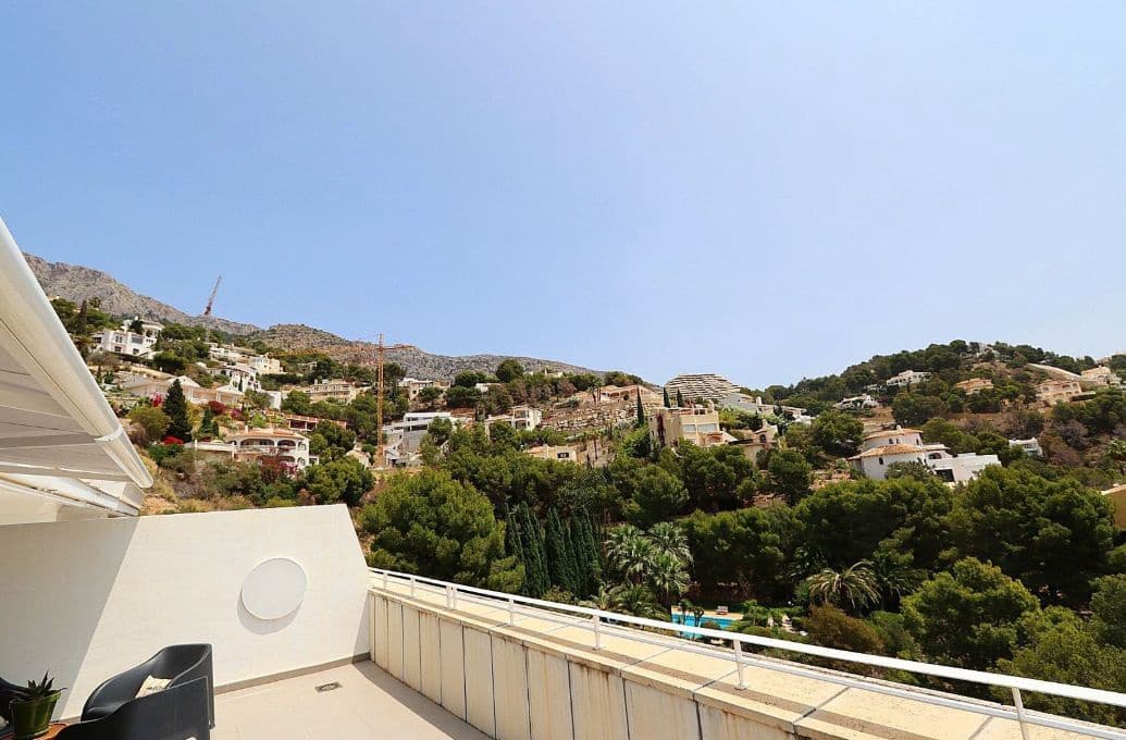 2 bedroom Apartment for sale in Altea with pool garage - € 349,000 (Ref: 9499907)