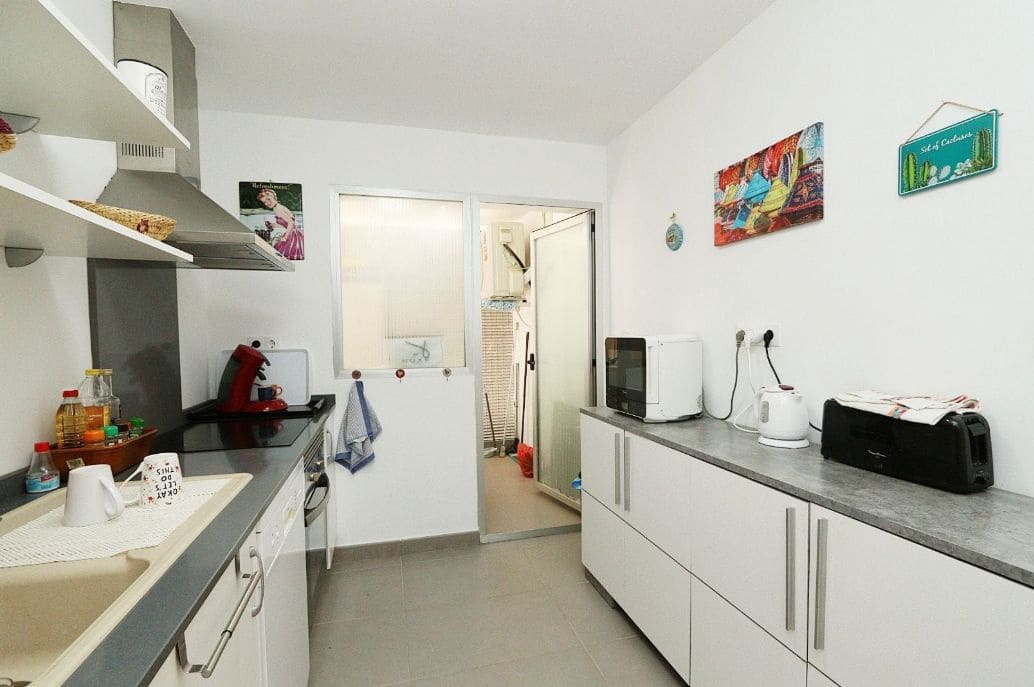 2 bedroom Apartment for sale in Altea with pool garage - € 349,000 (Ref: 9499907)