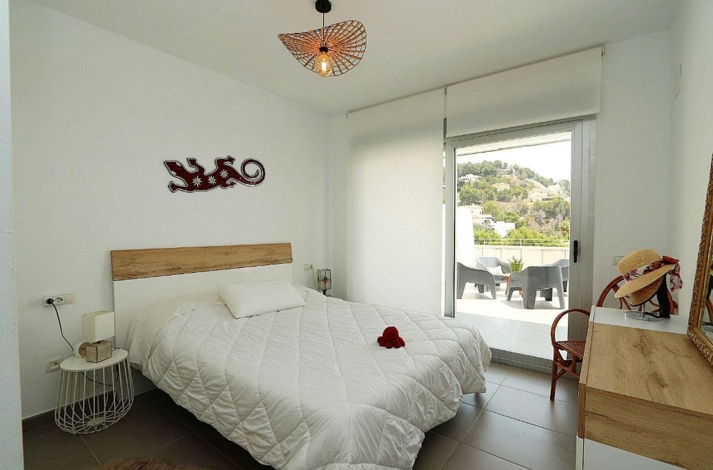 2 bedroom Apartment for sale in Altea with pool garage - € 349,000 (Ref: 9499907)