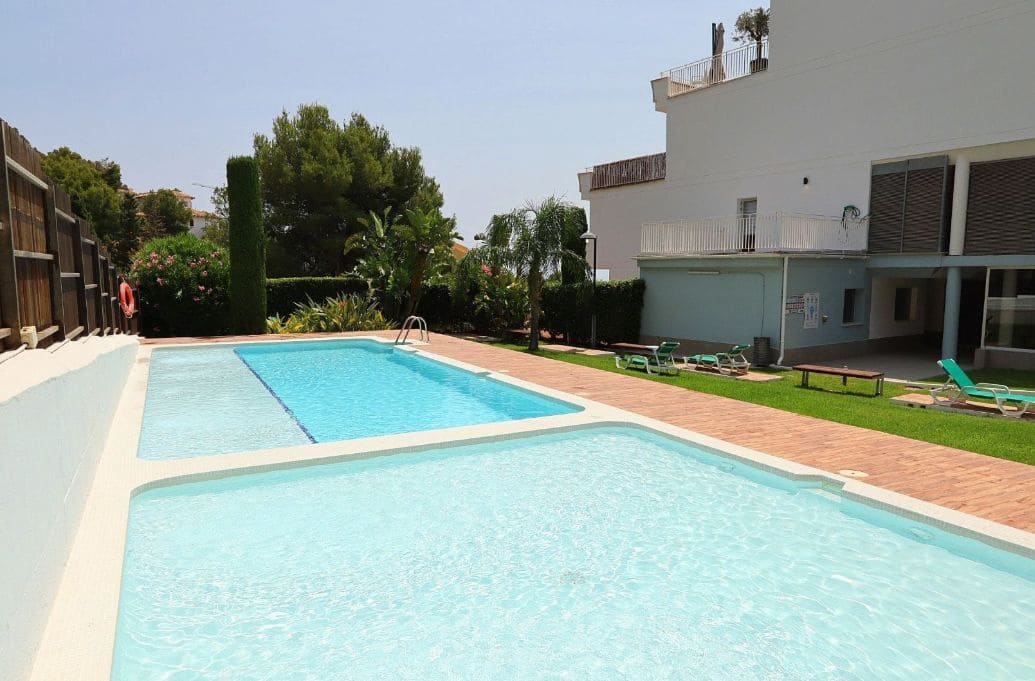 2 bedroom Apartment for sale in Altea with pool garage - € 349,000 (Ref: 9499907)