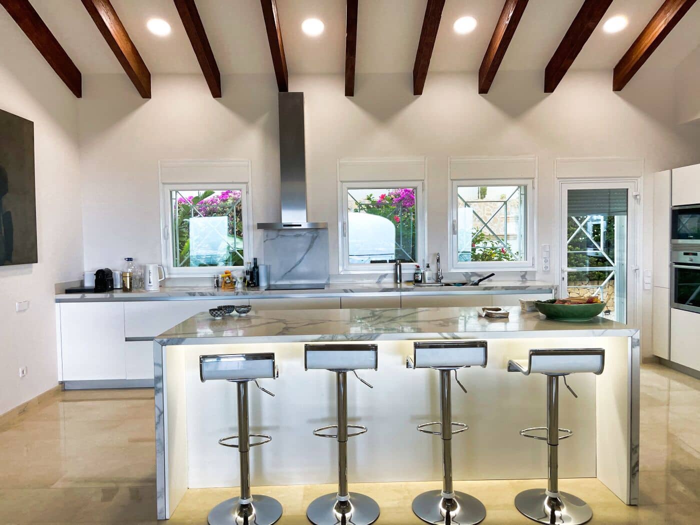 8 bedroom Villa for sale in Altea with pool - € 2,650,000 (Ref: 9499909)