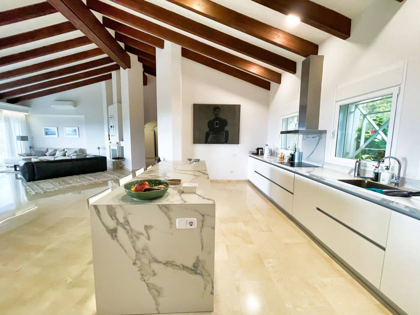 8 bedroom Villa for sale in Altea with pool - € 2,650,000 (Ref: 9499909)