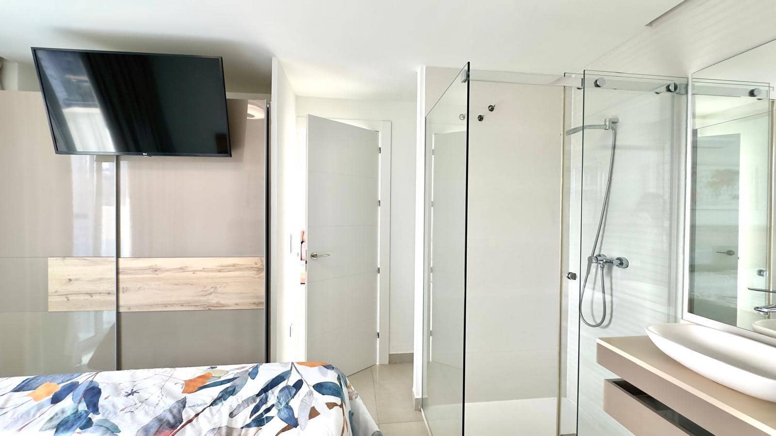 2 bedroom Apartment for sale in Finestrat with pool - € 295,000 (Ref: 9499914)