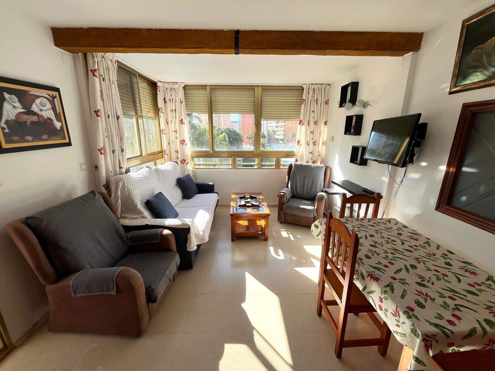 2 Zimmer Apartment zu verkaufen in Benidorm mit Pool - 189.000 € (Ref: 9503515)