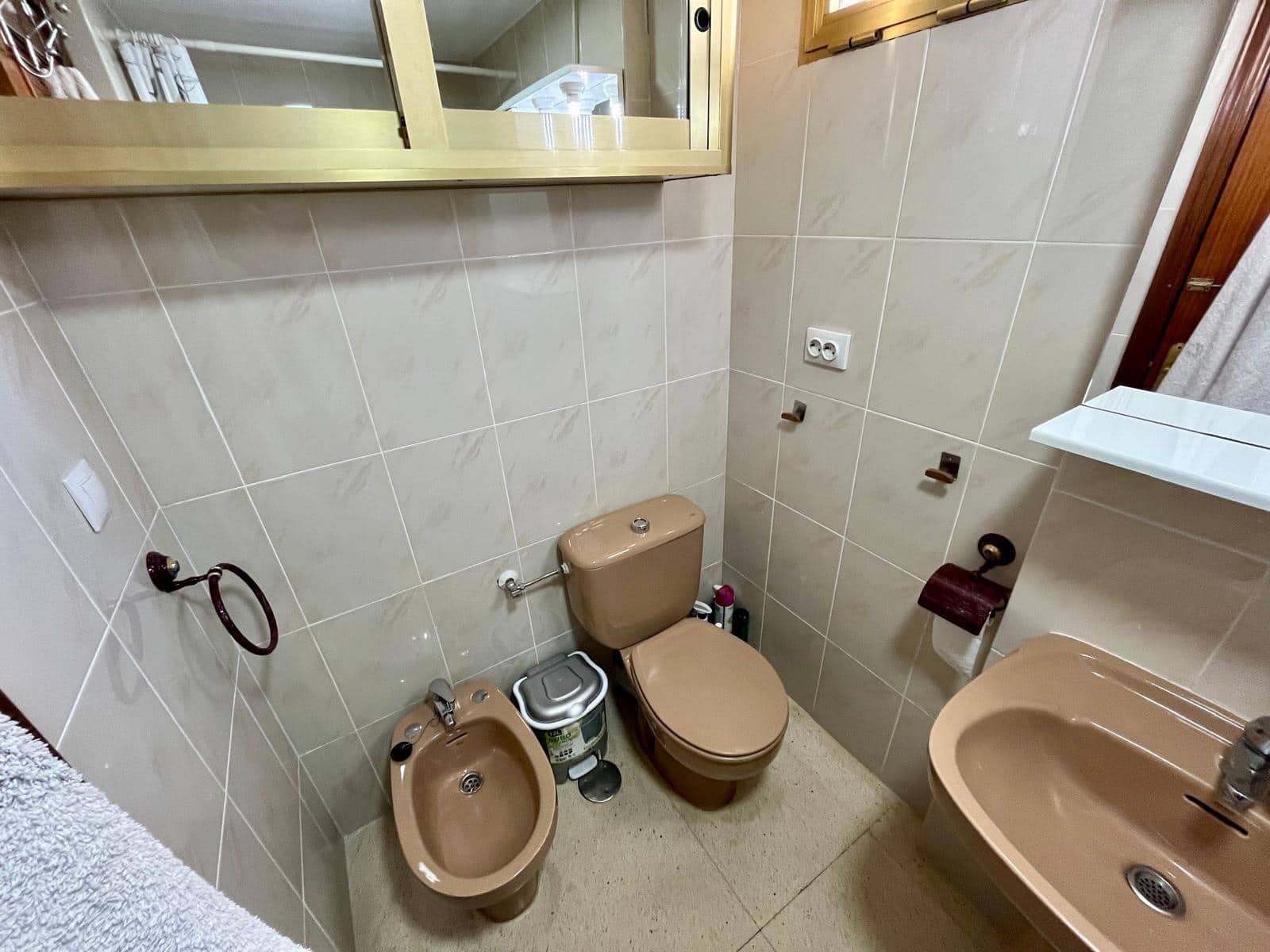 2 Zimmer Apartment zu verkaufen in Benidorm mit Pool - 189.000 € (Ref: 9503515)