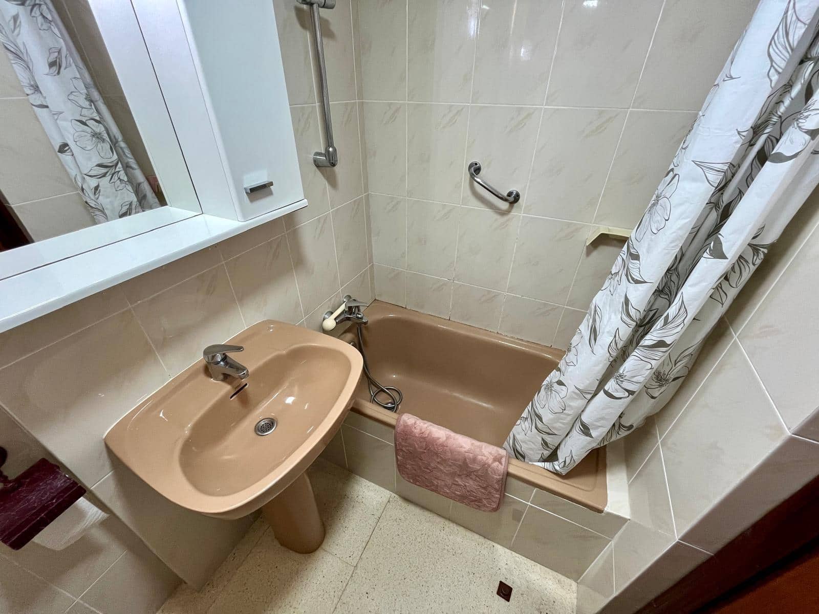 2 Zimmer Apartment zu verkaufen in Benidorm mit Pool - 189.000 € (Ref: 9503515)