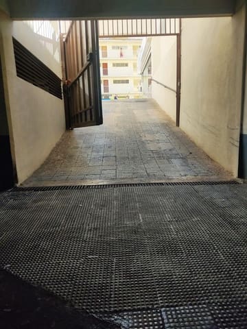 Garasje til salgs i Centro Urbano, Benidorm - € 33 000 (Ref: 9503516)