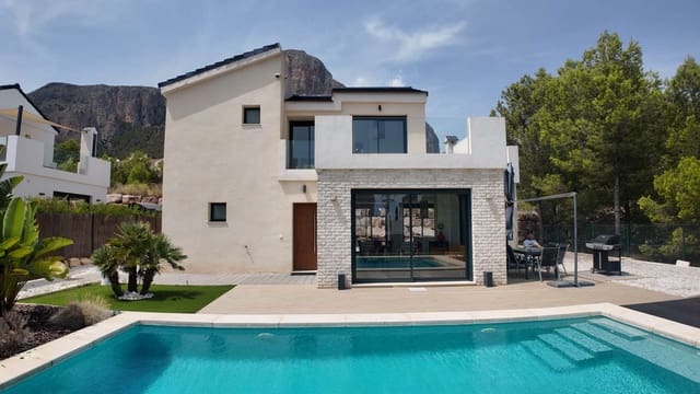 3 sovrum Villa till salu i Polop med pool garage - 530 000 € (Ref: 9503521)