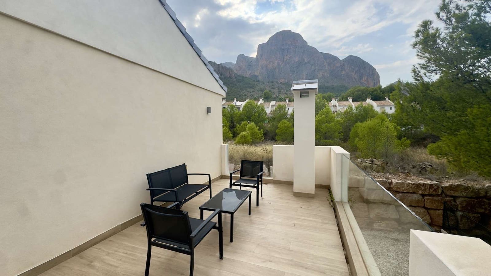 3 sovrum Villa till salu i Polop med pool garage - 530 000 € (Ref: 9503521)