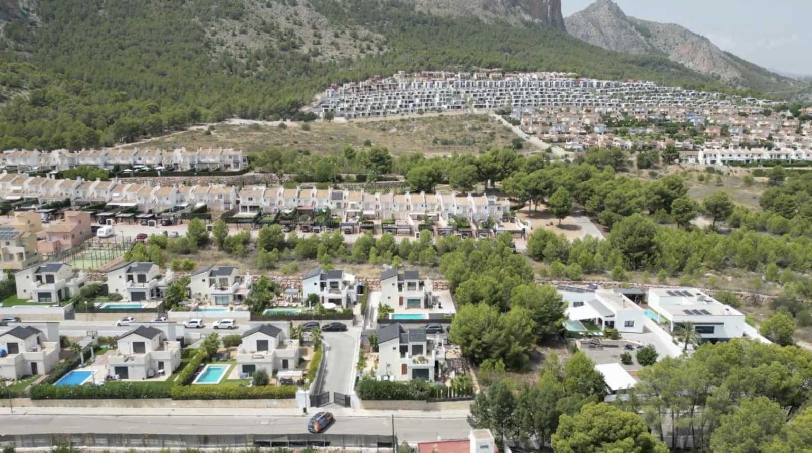 3 sovrum Villa till salu i Polop med pool garage - 530 000 € (Ref: 9503521)