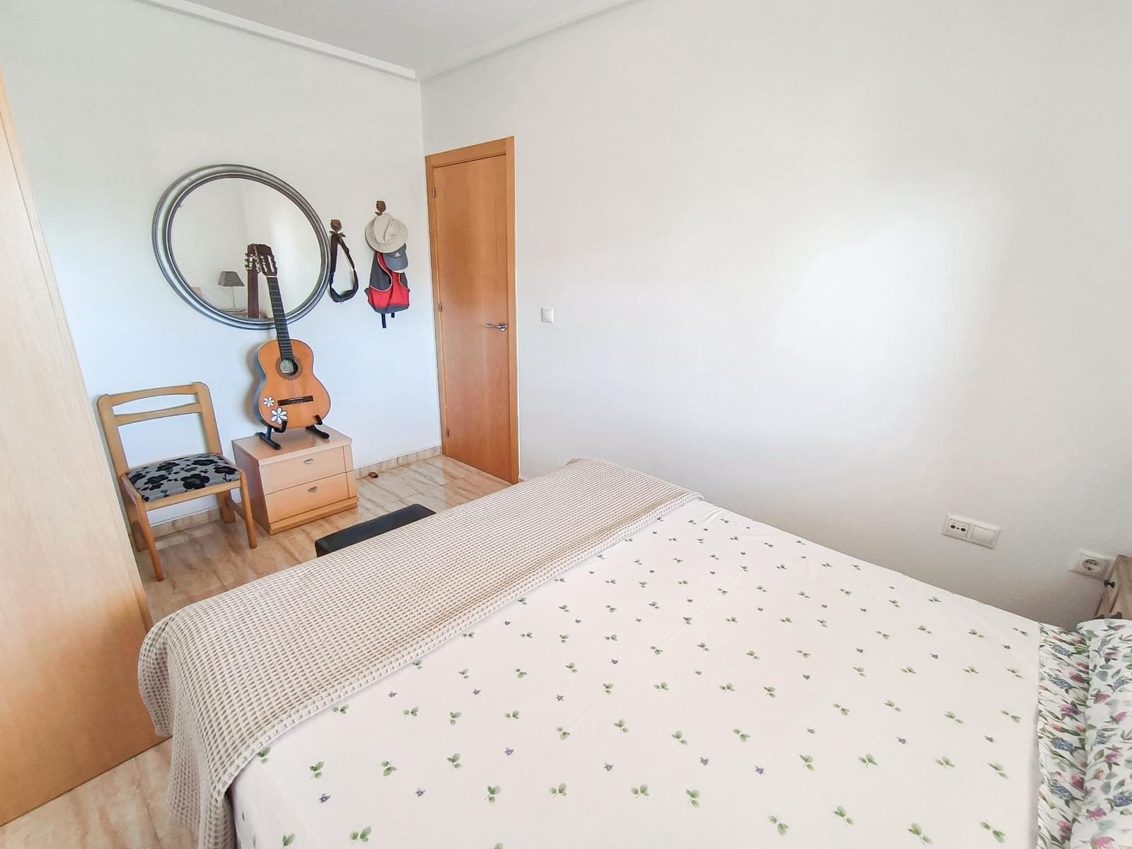 1 sovrum Lägenhet till salu i Benidorm med pool - 205 000 € (Ref: 9504695)