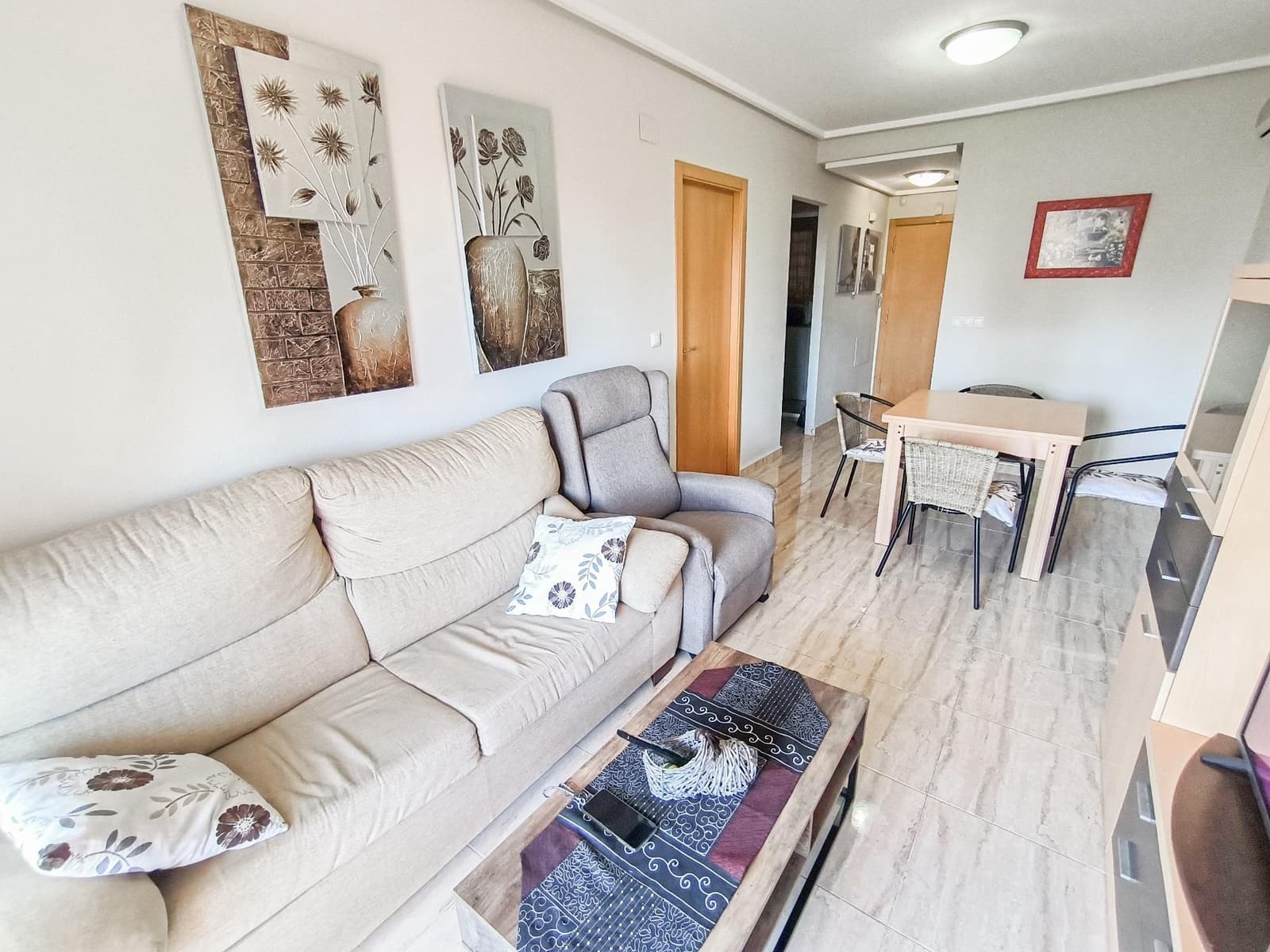 1 sovrum Lägenhet till salu i Benidorm med pool - 205 000 € (Ref: 9504695)