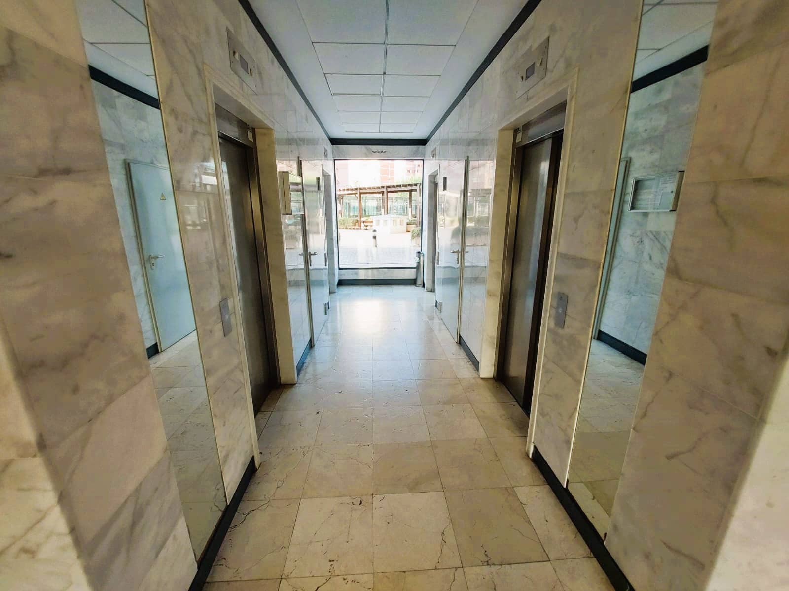 2 sypialnia Apartament na sprzedaż w Benidorm z basenem garażem - 349 000 € (Ref: 9506479)