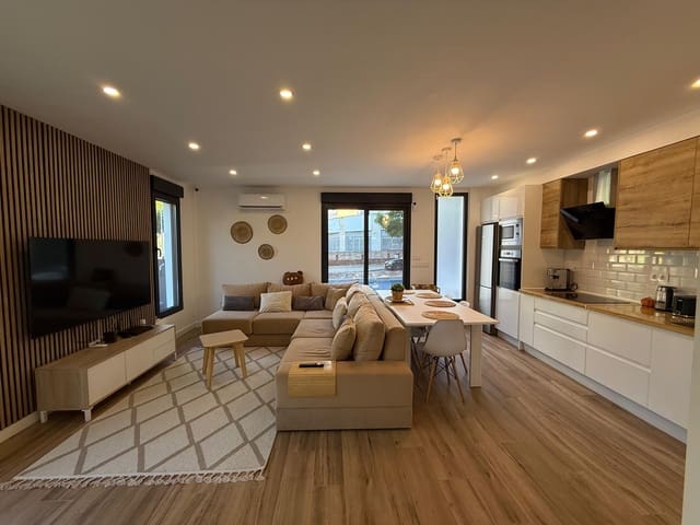 3 bedroom Townhouse for sale in Benidorm - € 548,800 (Ref: 9506491)