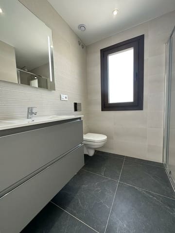 2 bedroom Bungalow for sale in Benidorm - € 320,000 (Ref: 9506495)