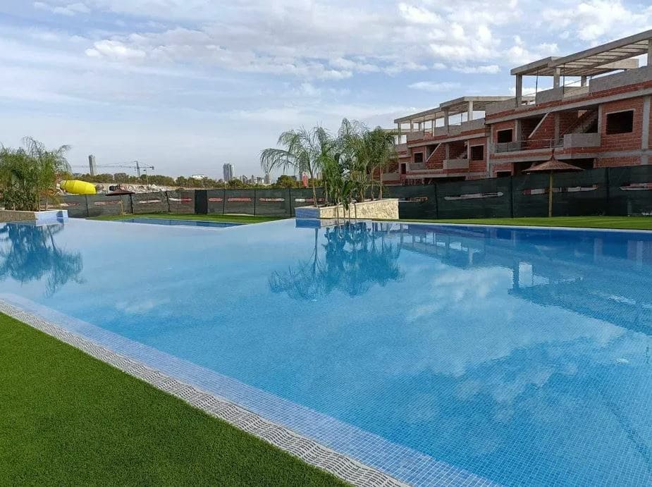 2 bedroom Bungalow for sale in Benidorm - € 320,000 (Ref: 9506495)