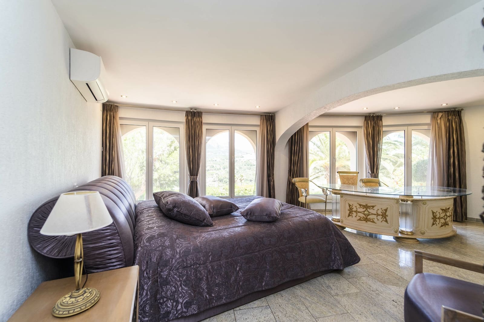 6 makuuhuone Omakotitalo myytävänä paikassa Calpe / Calp - 1 988 000 € (Ref: 9506496)