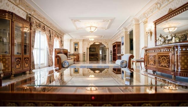 4 bedroom Townhouse for sale in Altea - € 4,000,000 (Ref: 9506497)