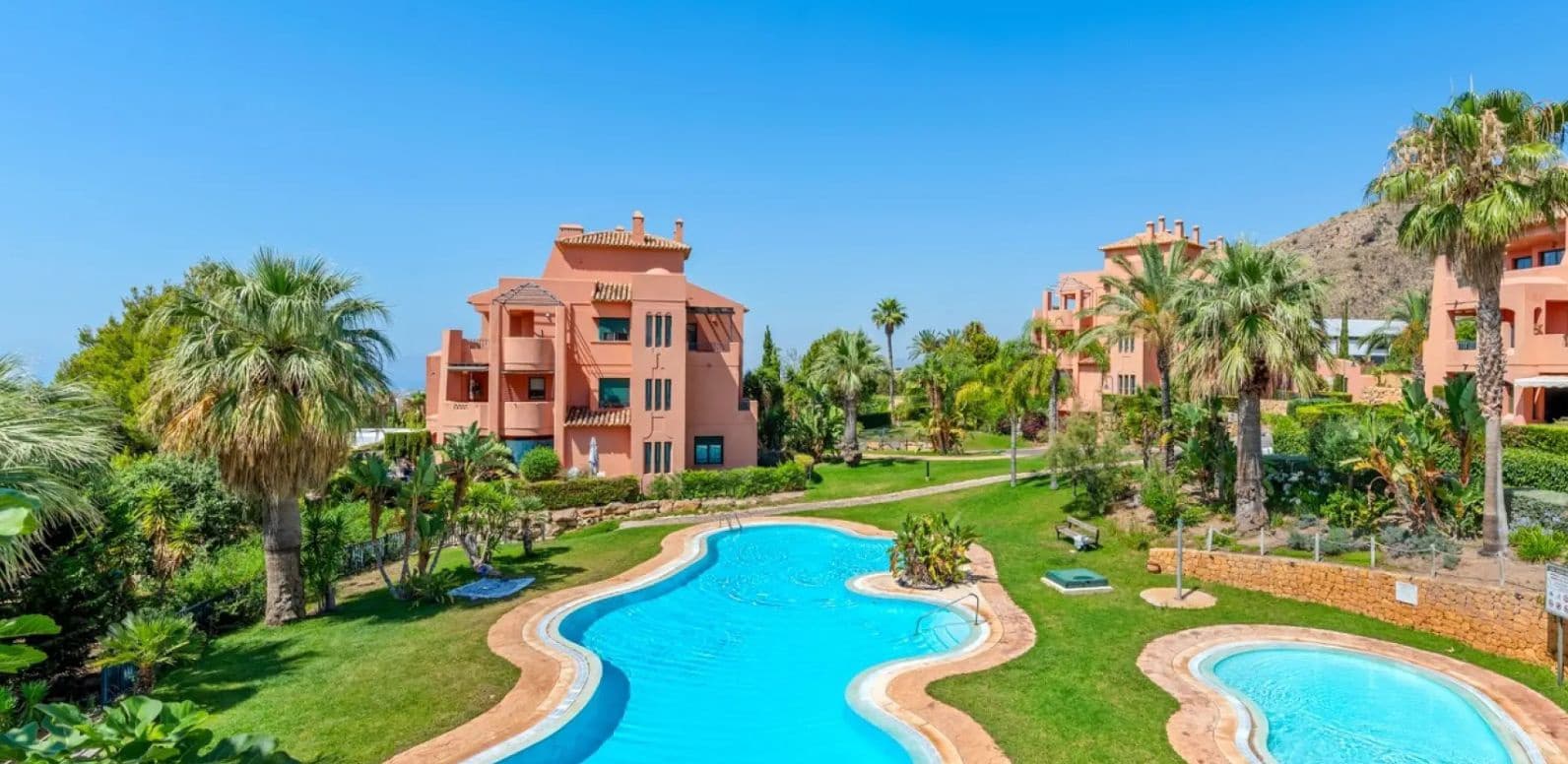 2 bedroom Apartment for sale in Finestrat with pool garage - € 395,000 (Ref: 9509416)