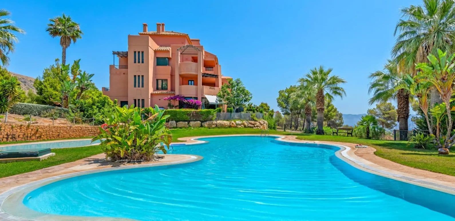 2 bedroom Apartment for sale in Finestrat with pool garage - € 395,000 (Ref: 9509416)
