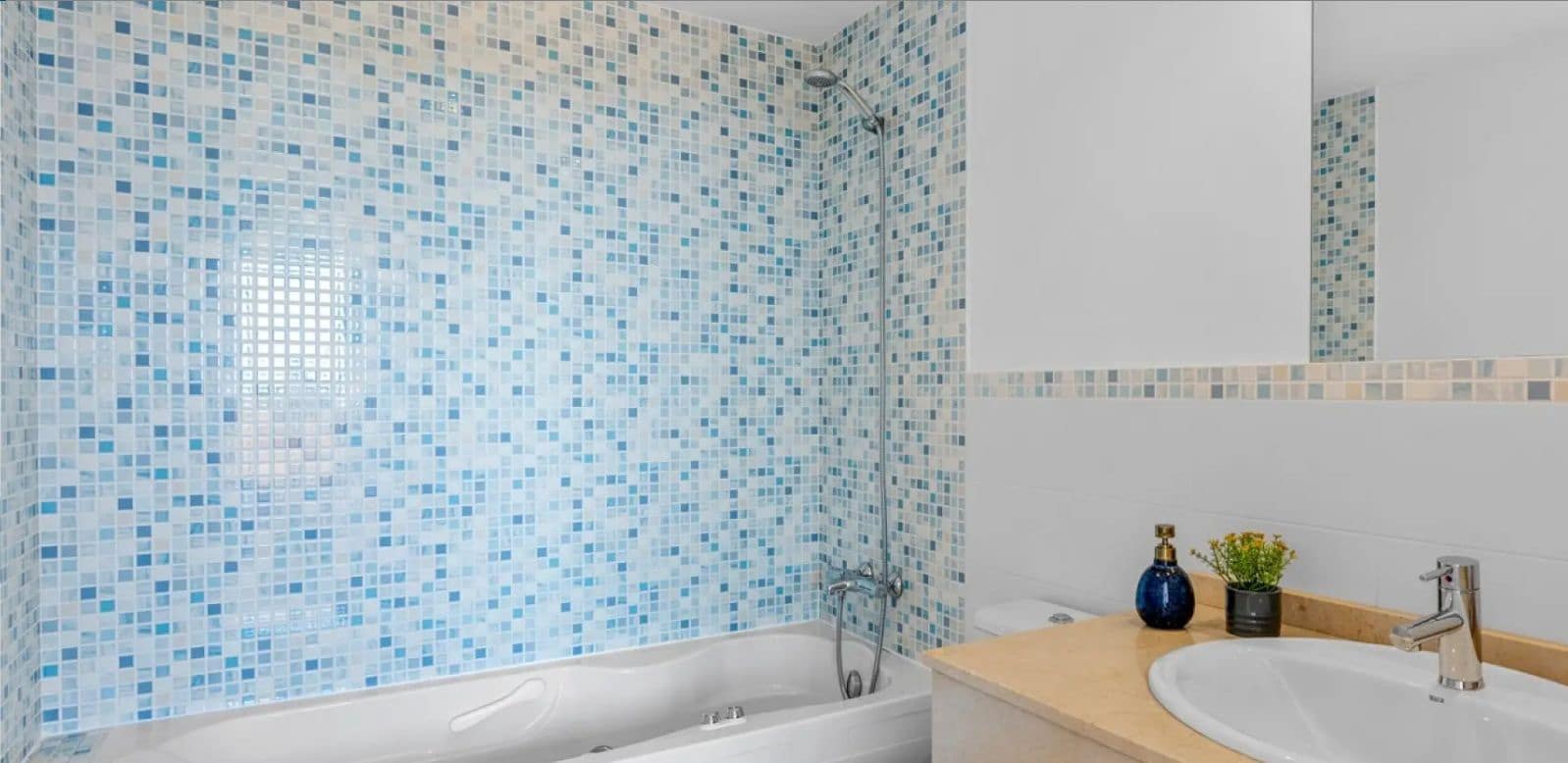 2 slaapkamer Huis te koop in Benidorm met zwembad garage - € 295.000 (Ref: 9509417)