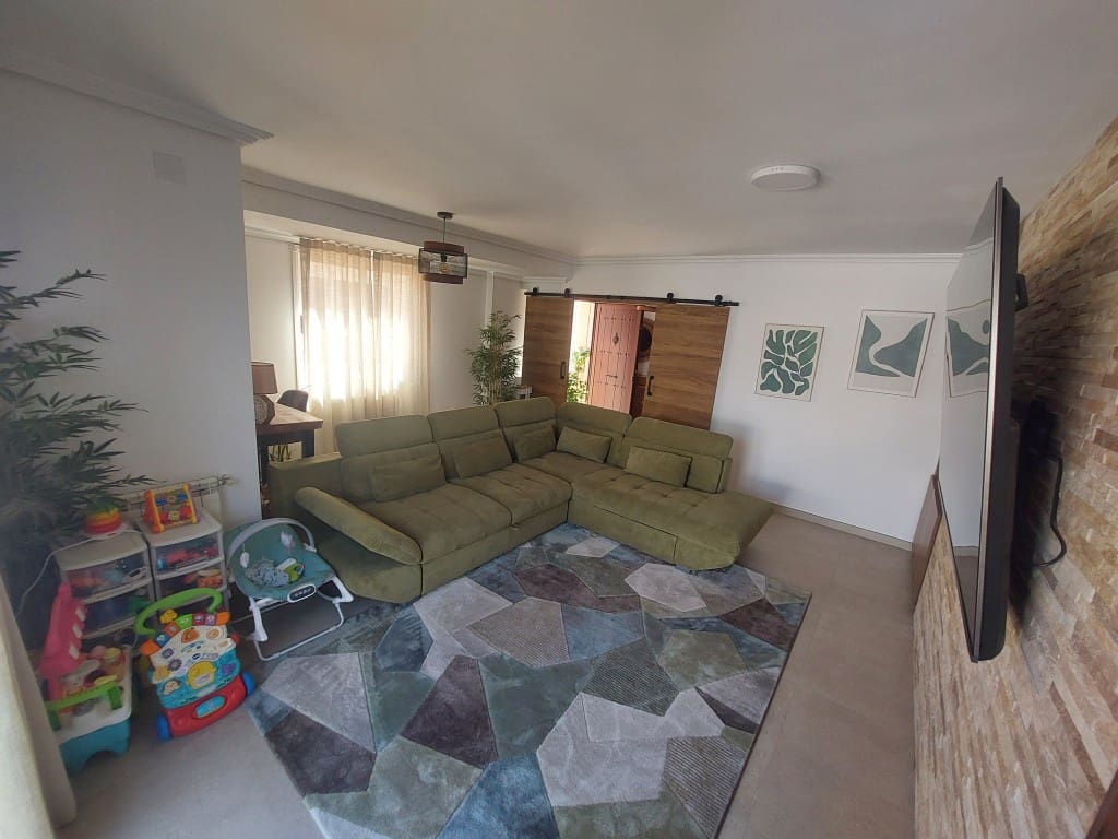 3 soveværelse Villa til salg i Benidorm med swimmingpool garage - € 525.000 (Ref: 9509421)