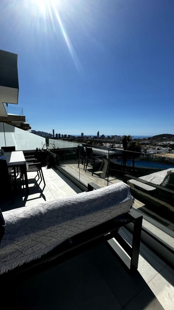 2 bedroom Apartment for sale in Benidorm - € 419,000 (Ref: 9509422)