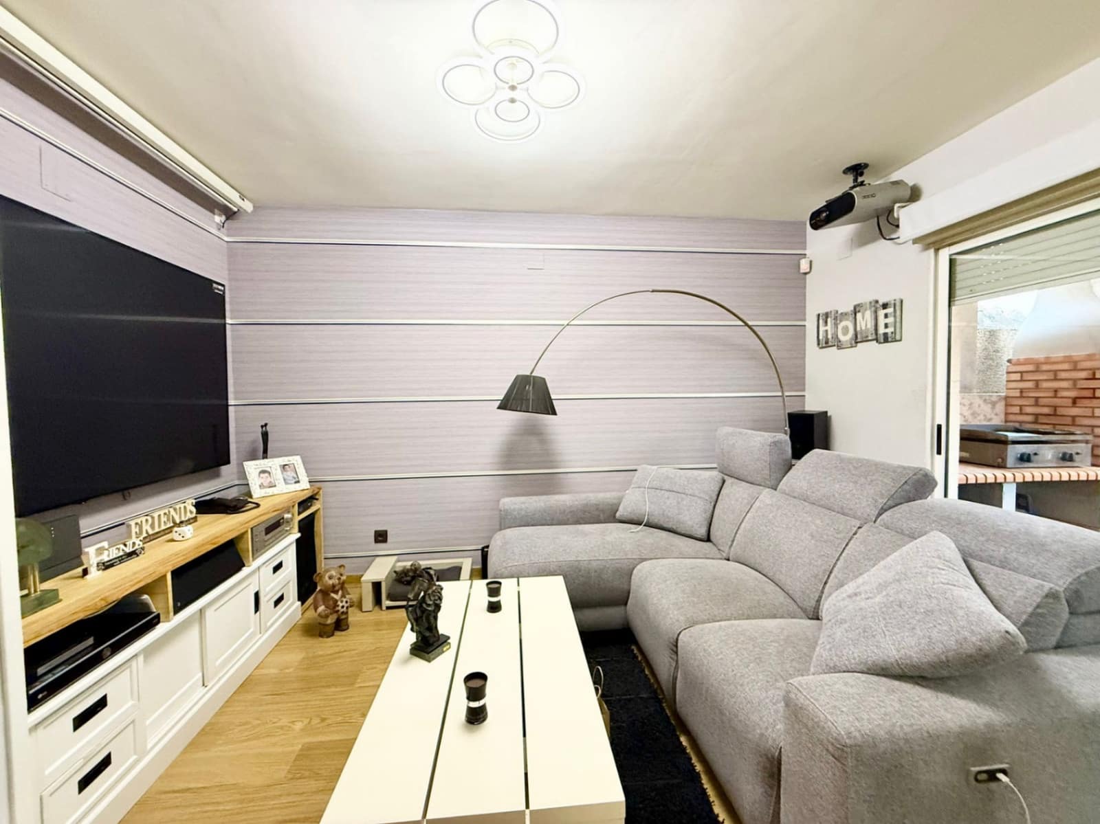 3 makuuhuone Rivitalo myytävänä paikassa Polop mukana uima-altaan 
autotalli - 239 000 € (Ref: 9521907)