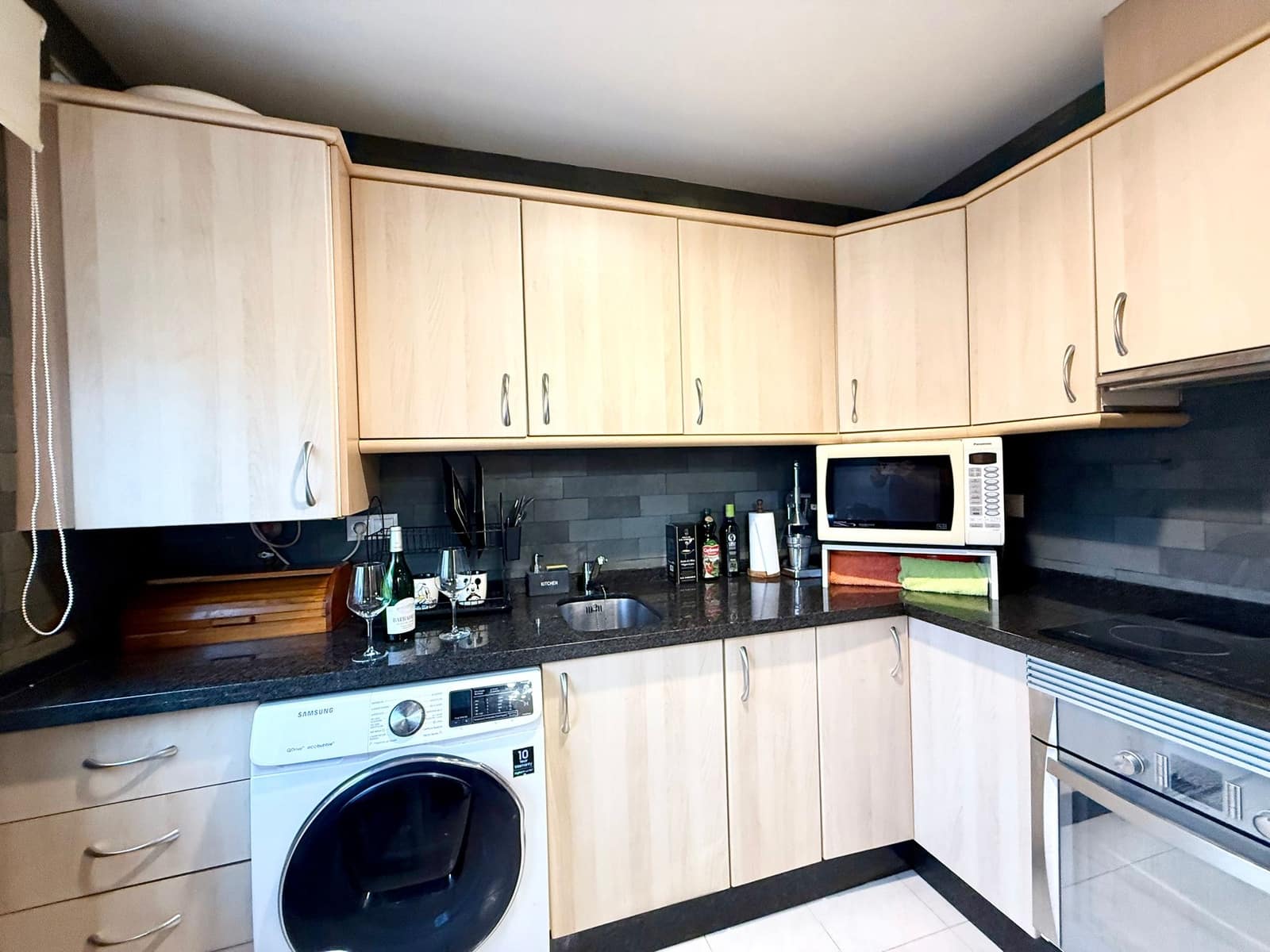 3 makuuhuone Rivitalo myytävänä paikassa Polop mukana uima-altaan 
autotalli - 239 000 € (Ref: 9521907)