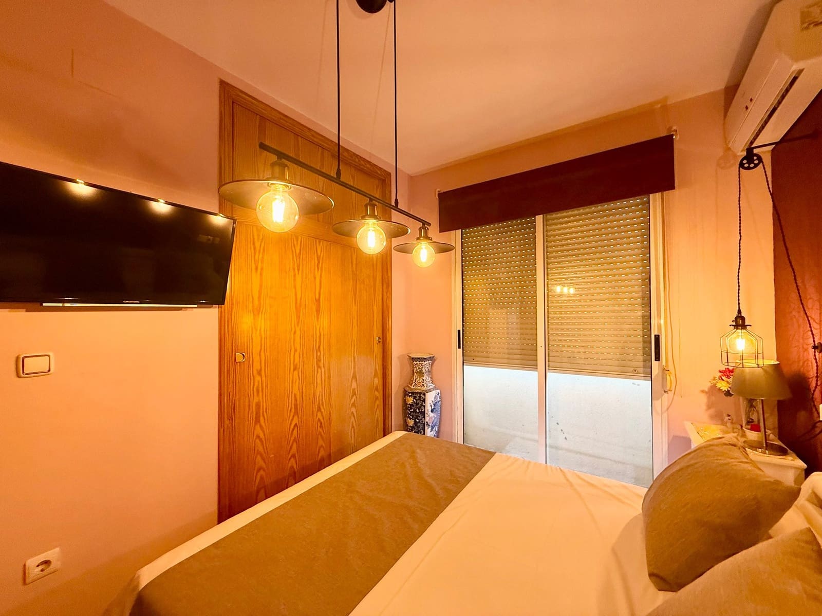 3 makuuhuone Rivitalo myytävänä paikassa Polop mukana uima-altaan 
autotalli - 239 000 € (Ref: 9521907)