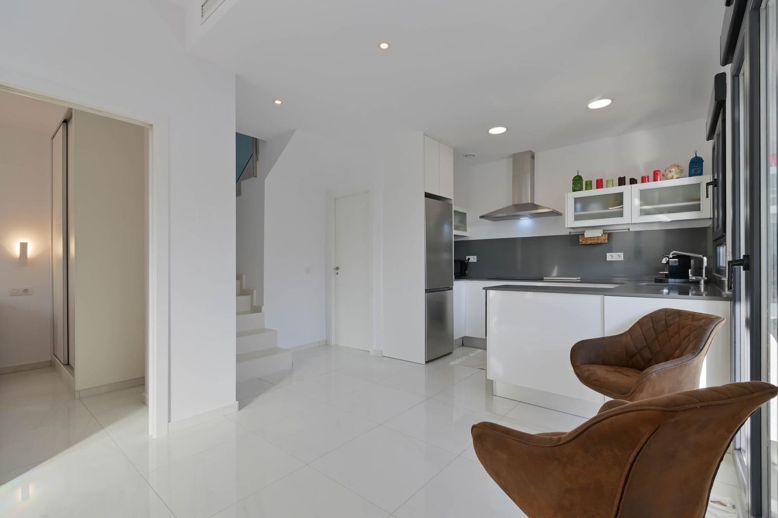 3 bedroom Villa for sale in Polop with pool garage - € 335,000 (Ref: 9524655)