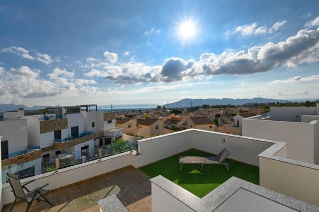 3 bedroom Villa for sale in Polop with pool garage - € 335,000 (Ref: 9524655)